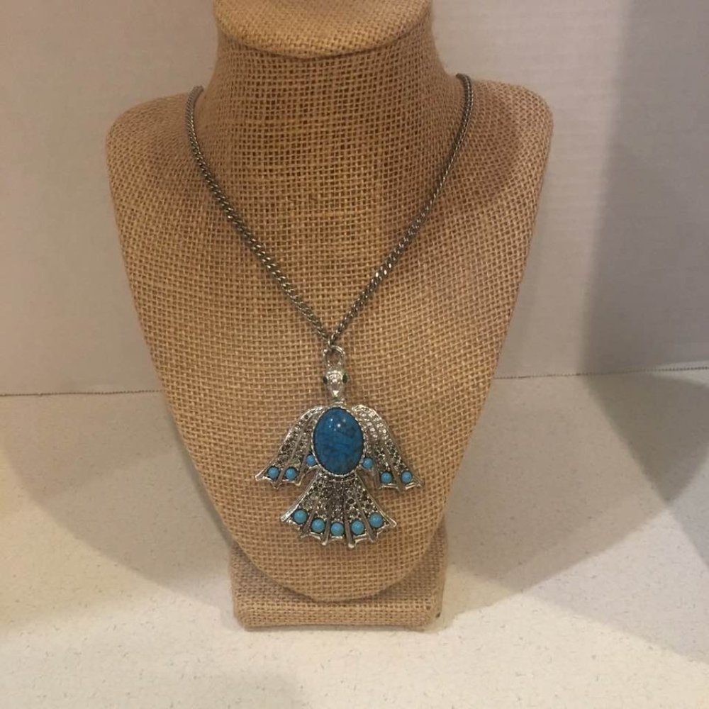 VTG 1970’s Phoenix Faux Turquoise Pendant Necklace